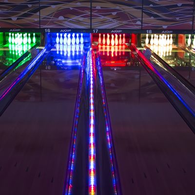Grote string bowling machine voor indoor game center Duurzaam gemakkelijk onderhoud is aangepast